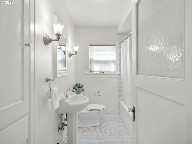 4435 Ne 35TH Ave, Portland, OR 97211