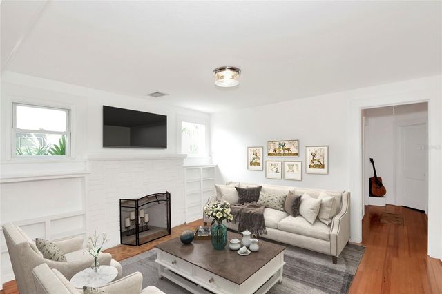 1190 8TH STREET N, St Petersburg, FL 33701