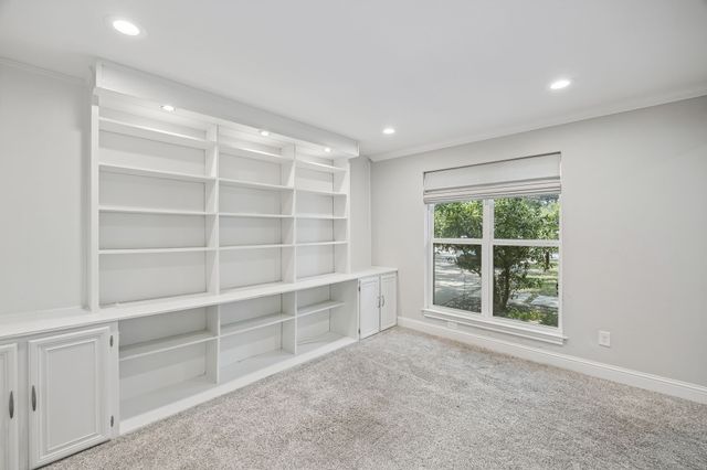 10215 Dale Crest Drive, Dallas, TX 75229