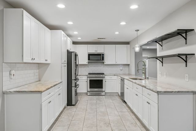 10215 Dale Crest Drive, Dallas, TX 75229