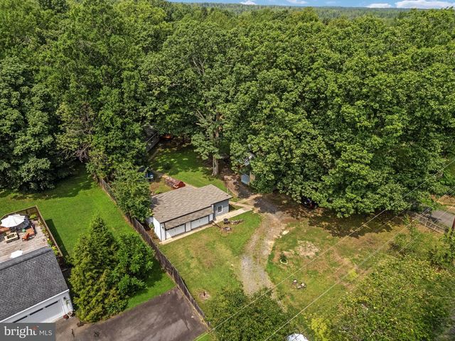 107 HULLS CHAPEL RD, Fredericksburg, VA 22406