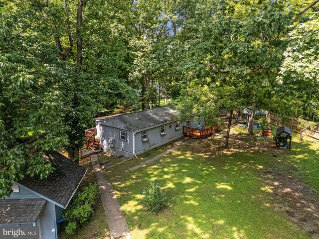 107 HULLS CHAPEL RD, Fredericksburg, VA 22406