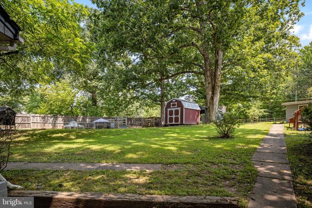 107 HULLS CHAPEL RD, Fredericksburg, VA 22406