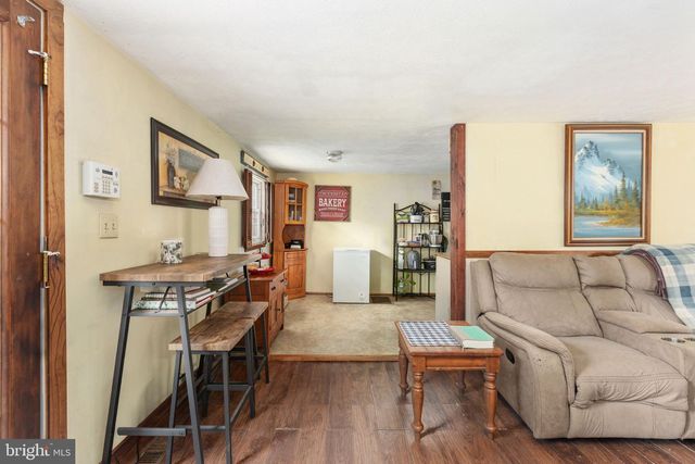 107 HULLS CHAPEL RD, Fredericksburg, VA 22406