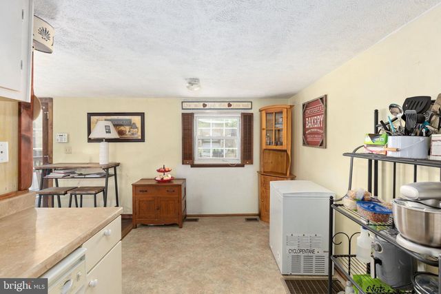 107 HULLS CHAPEL RD, Fredericksburg, VA 22406