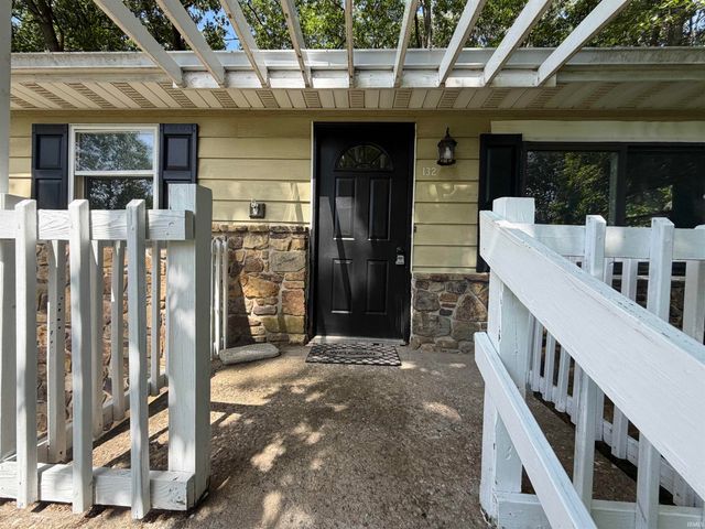 132 Briar Avenue, Bedford, IN 47421