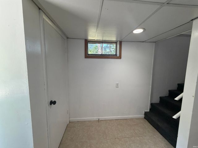 132 Briar Avenue, Bedford, IN 47421