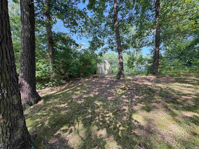 132 Briar Avenue, Bedford, IN 47421