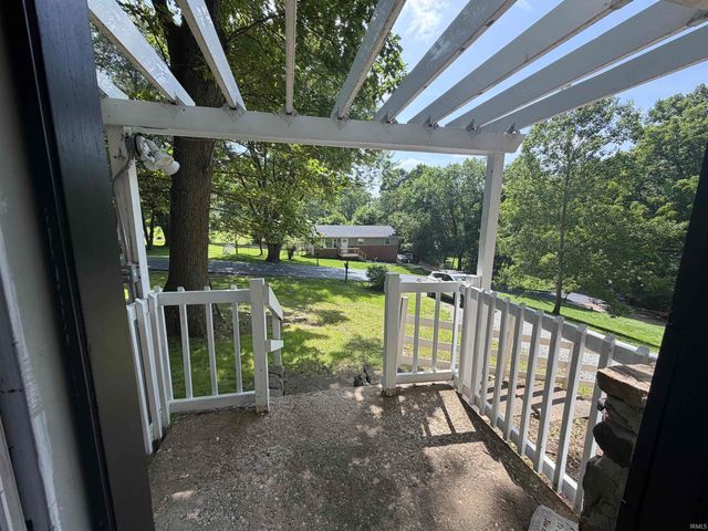132 Briar Avenue, Bedford, IN 47421