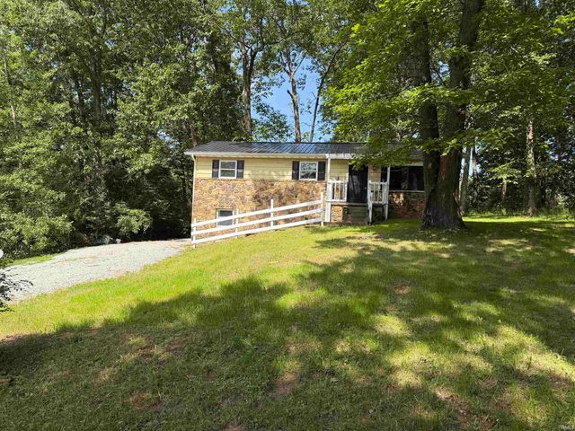 132 Briar Avenue, Bedford, IN 47421
