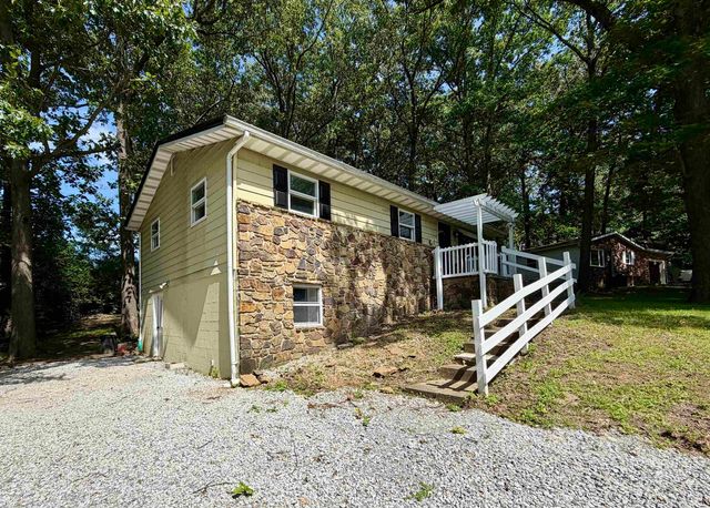 132 Briar Avenue, Bedford, IN 47421