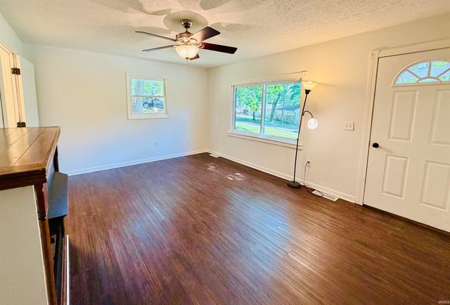 132 Briar Avenue, Bedford, IN 47421