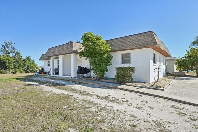 124 BOUNDARY BOULEVARD, Rotonda West, FL 33947