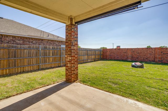 1209 Spanish Moss Drive, Burleson, TX 76028