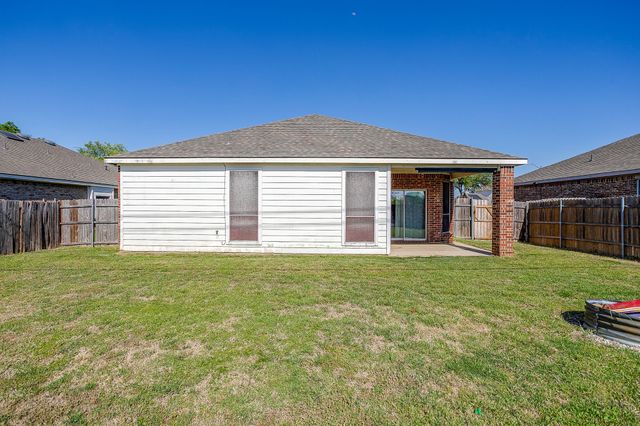 1209 Spanish Moss Drive, Burleson, TX 76028