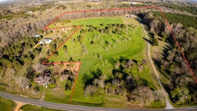 5326 Coosa River Road, Deatsville, AL 36022