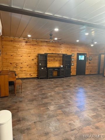 5326 Coosa River Road, Deatsville, AL 36022