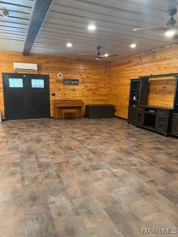 5326 Coosa River Road, Deatsville, AL 36022