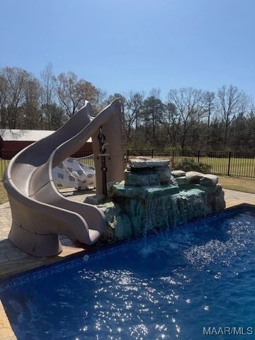 5326 Coosa River Road, Deatsville, AL 36022