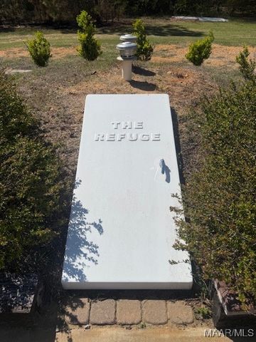 5326 Coosa River Road, Deatsville, AL 36022