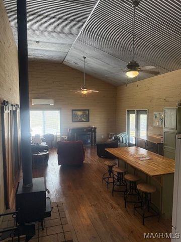 5326 Coosa River Road, Deatsville, AL 36022