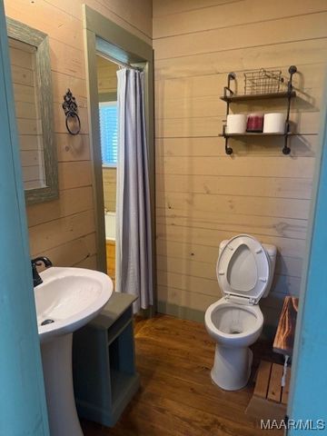 5326 Coosa River Road, Deatsville, AL 36022