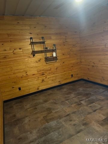 5326 Coosa River Road, Deatsville, AL 36022