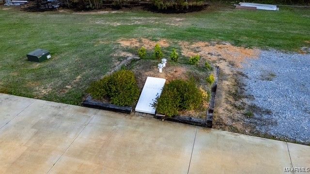 5326 Coosa River Road, Deatsville, AL 36022
