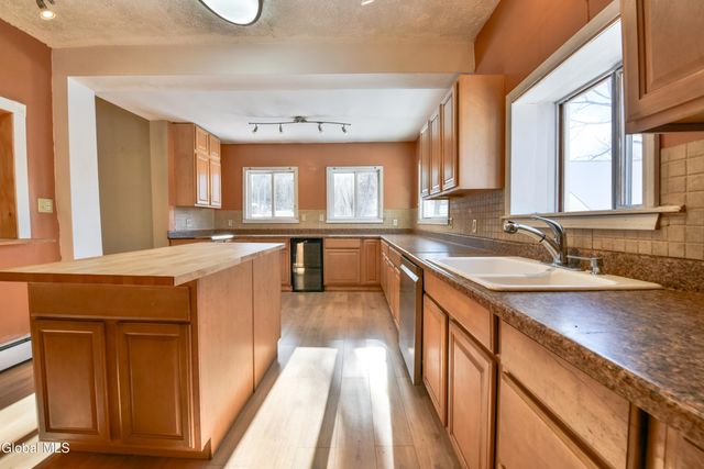 209 Lake Avenue, Lake Luzerne, NY 12846