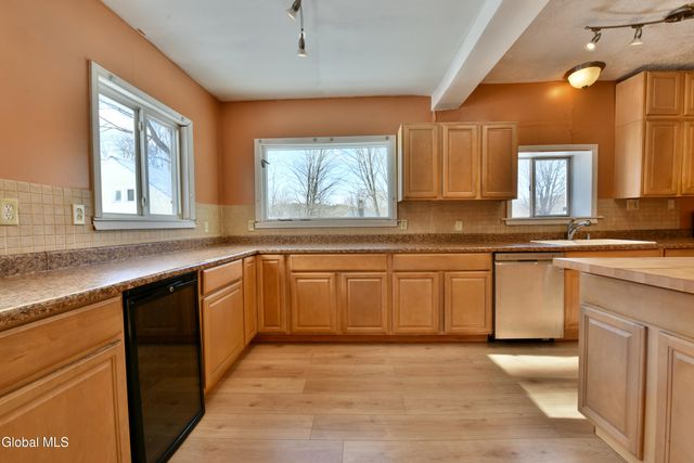 209 Lake Avenue, Lake Luzerne, NY 12846