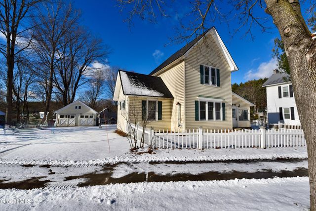 209 Lake Avenue, Lake Luzerne, NY 12846