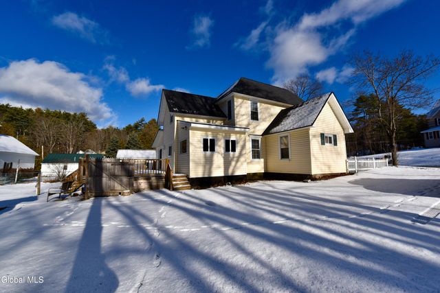 209 Lake Avenue, Lake Luzerne, NY 12846