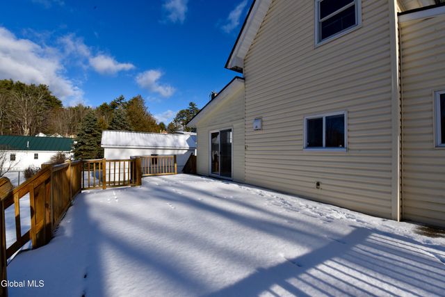 209 Lake Avenue, Lake Luzerne, NY 12846