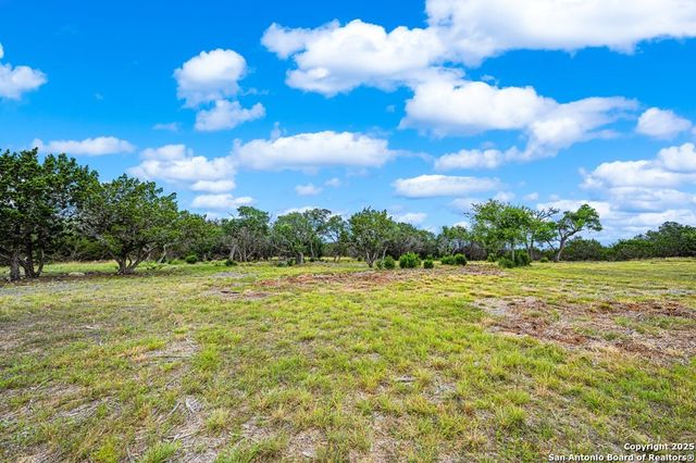 430 Cool Creek Rd, Center Point, TX 78010