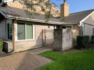 12117 Bob White Drive, Houston, TX 77035