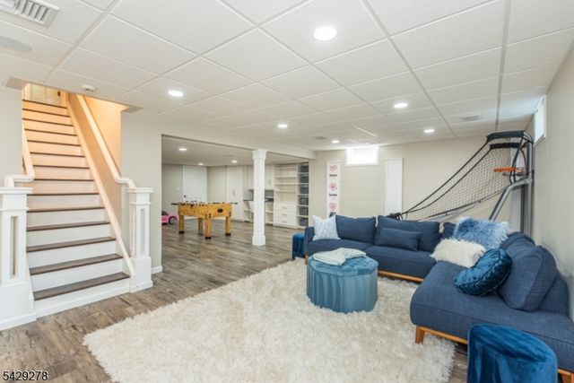 14 Fox Run, North Caldwell Boro, NJ 07006