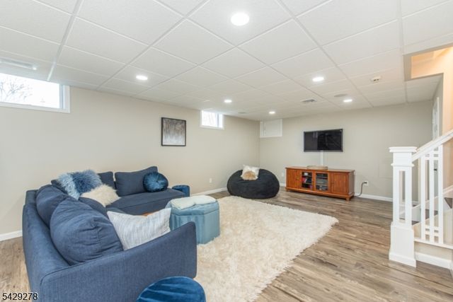 14 Fox Run, North Caldwell Boro, NJ 07006