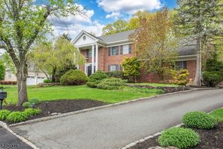 14 Fox Run, North Caldwell Boro, NJ 07006