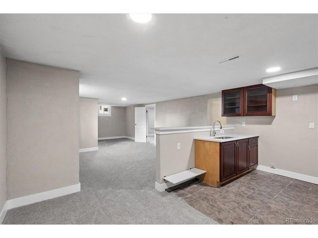 9801 E 8th Ave, Aurora, CO 80010