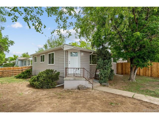 9801 E 8th Ave, Aurora, CO 80010