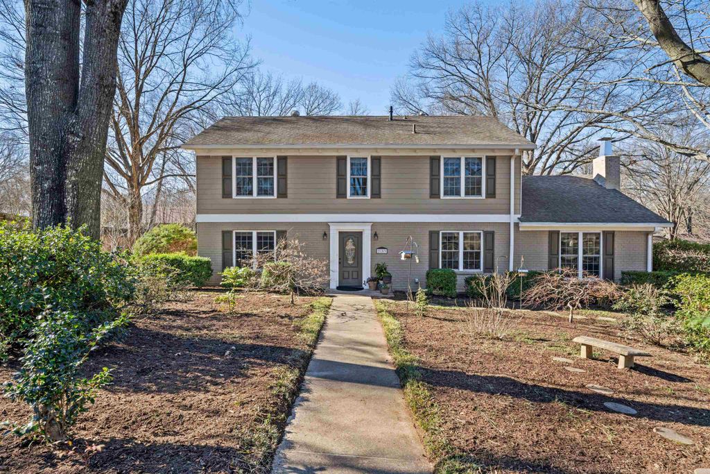 2153 WOOD CREEK DR, Germantown, TN 38138