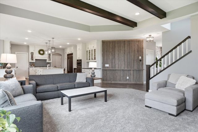 16106 Estate Lane, Lakeville, MN 55044