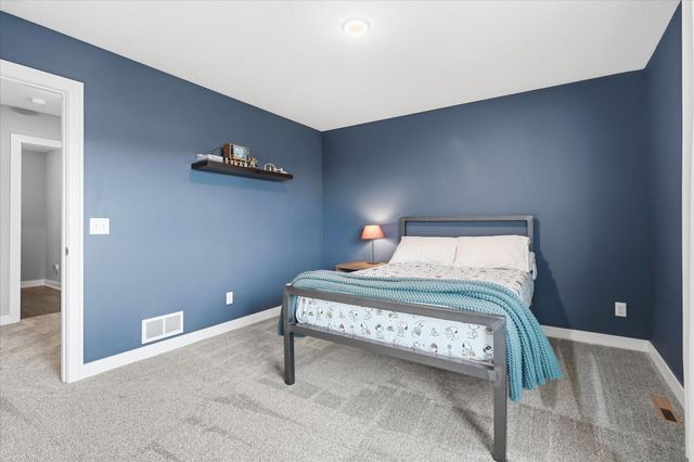 16106 Estate Lane, Lakeville, MN 55044