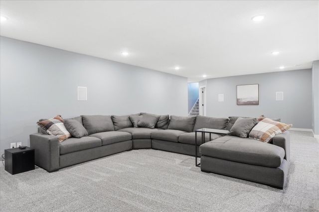 16106 Estate Lane, Lakeville, MN 55044