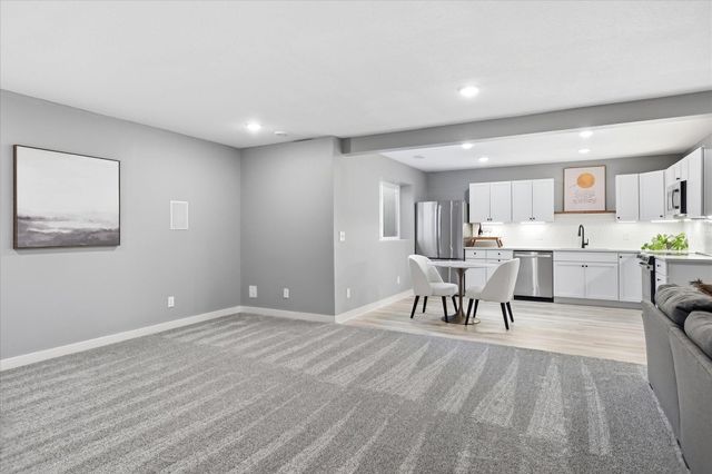16106 Estate Lane, Lakeville, MN 55044