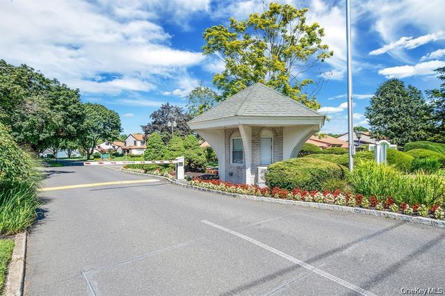 1205 Gotham Drive, Saint James, NY 11780