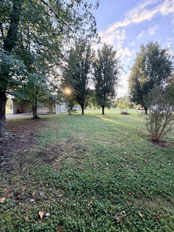759 Rock Springs Rd, Castalian Springs, TN 37031