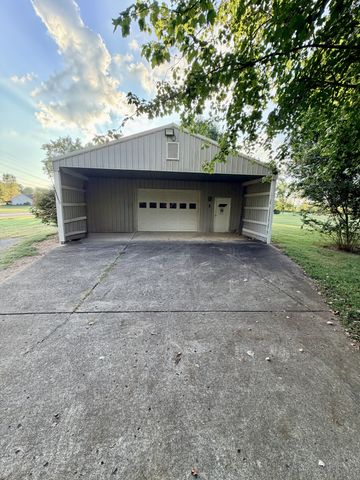 759 Rock Springs Rd, Castalian Springs, TN 37031