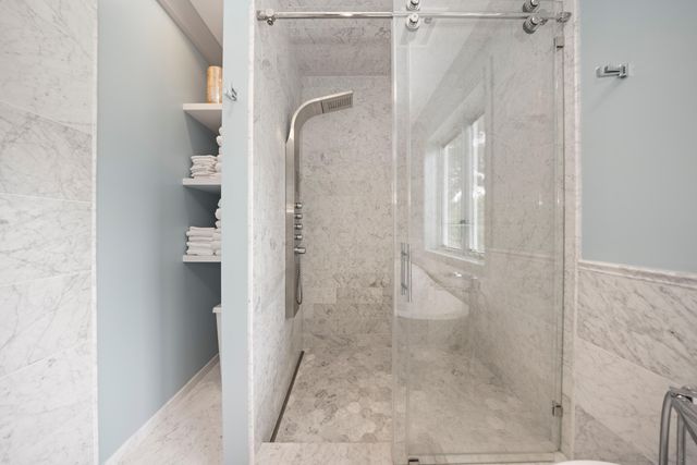 2760 N Territorial Road W, Ann Arbor, MI 48105