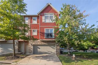 2852 Hillshire Drive, Fayetteville, AR 72704